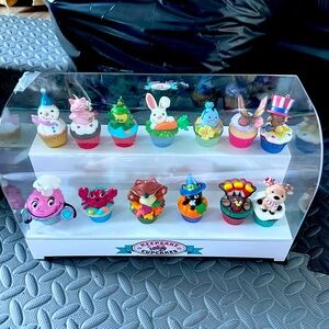 Hallmark Keepsake Cupcakes *Full set with display case!